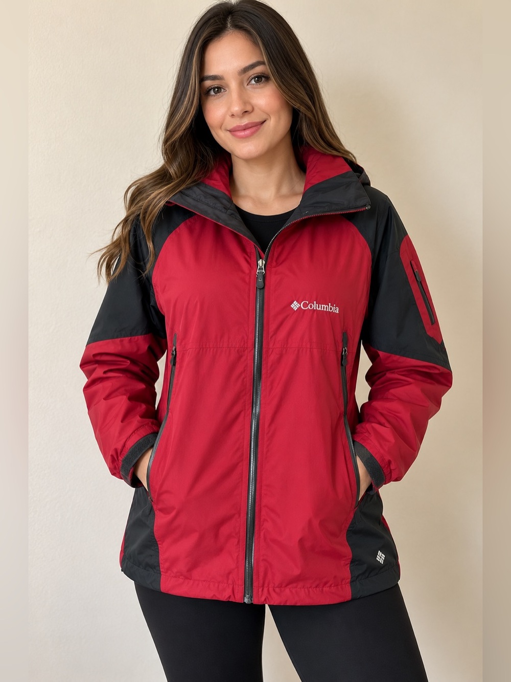 Columbia Omni-Tech Women’s Waterproof Hooded Jacket Red Black Size M